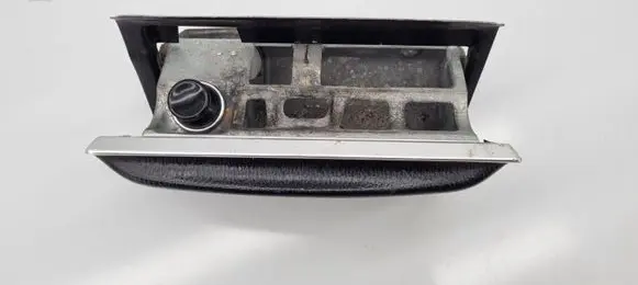Mercedes-Benz COMPAKT W115 Ashtray (front) 