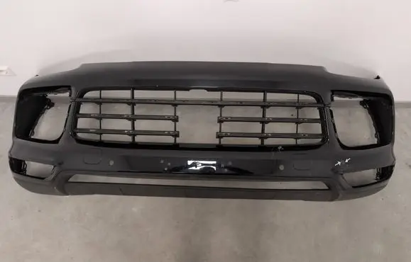 Porsche Cayenne (9Y0 9Y3) Front bumper 9Y0807221