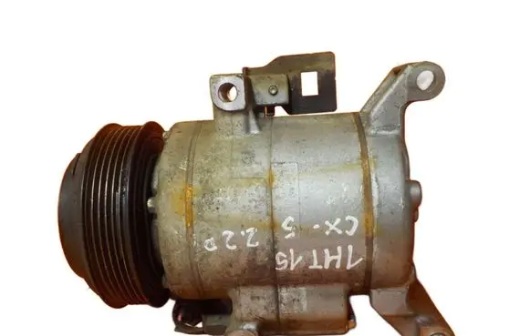 Mazda CX-5 Air conditioning (A/C) compressor (pump) F500JUBCA04