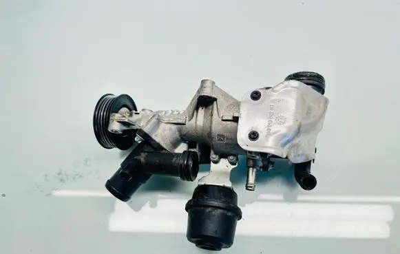 Mercedes-Benz B W246 W242 Water pump A2702000800 600S0 7Z006Z010180