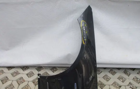 Mercedes-Benz E W212 Fender A2128810101