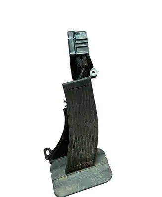 Honda Accord Accelerator throttle pedal 1988007730