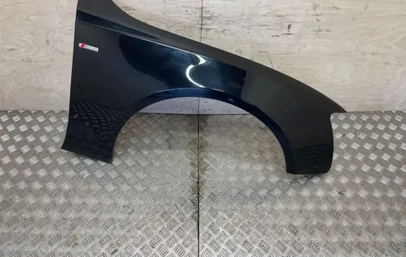 Audi A5 8T 8F Fender