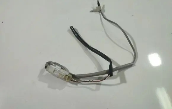 Mazda 3 I Outside/exterior temperature sensor 