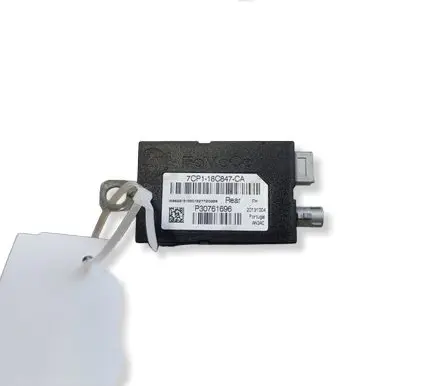 Volvo V40 Aerial antenna amplifier 7CP118C847CA 20131004 P30761696