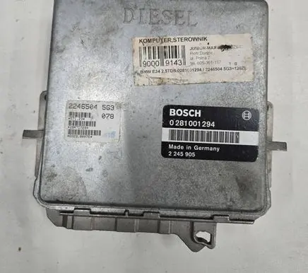 BMW 5 E34 Engine control unit/module 2245905 0281001294