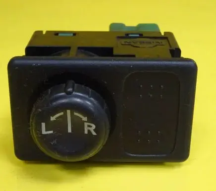 Nissan Primera Wing mirror switch