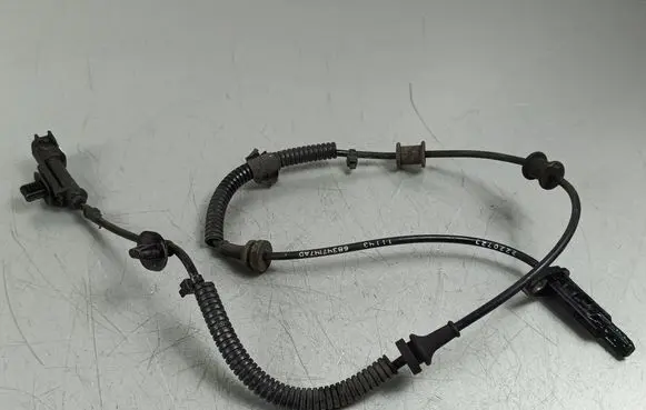 Jeep Grand Cherokee WL ABS brake wheel speed sensor 68347147AD
