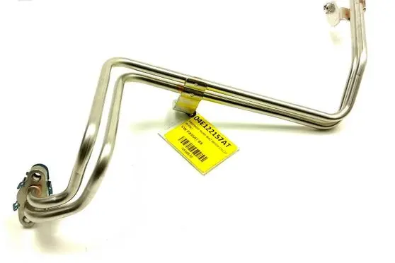 Volkswagen PASSAT B8 Engine coolant pipe/hose 04E122157AT