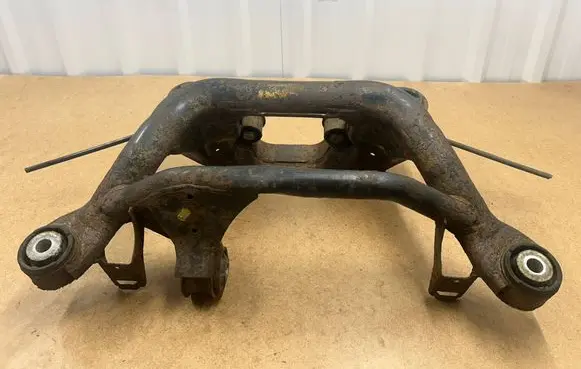 BMW 3 E46 Rear subframe 33316770865 6770865
