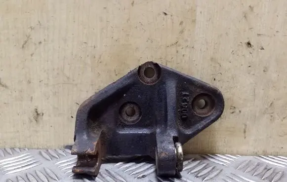 Toyota Avensis T220 Generator/alternator bracket 1251164060