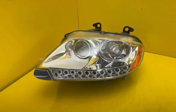 Maserati Quattroporte Headlight/headlamp 263337