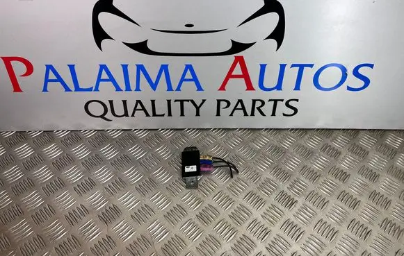 Jaguar XE Aerial antenna amplifier DPLA19C097BA