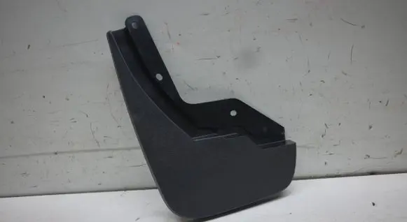 Volvo XC40 Front mudguard 32321855