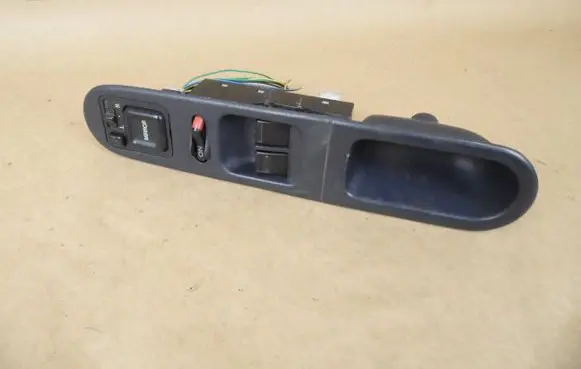 Honda HR-V Electric window control switch 35750S2HG01 26X8R C8FHC02L