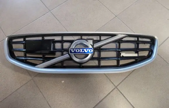 Volvo S60 Front bumper upper radiator grill 31323100 31323339