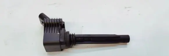 Audi Q3 8U High voltage ignition coil 06J905110 06J905110N