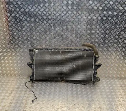 Coolant radiator