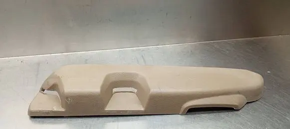 Volvo V70 Front door seat control surround trim 9174422