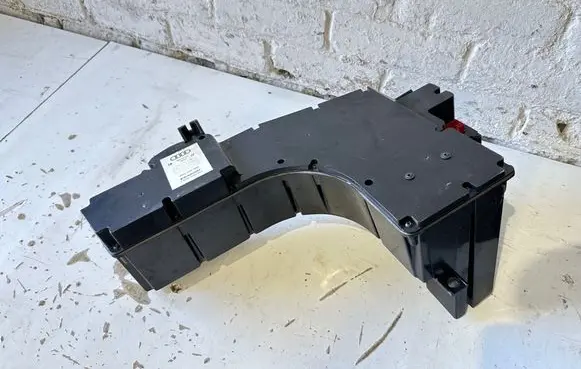 Audi A6 S6 C5 4B Subwoofer speaker 4B5035382 7606500091