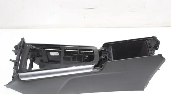 Mercedes-Benz EQA Center console 