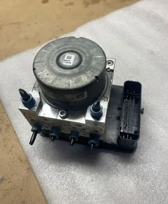 BMW 2 F46 ABS Pump 6888064 28515618383 10091865123