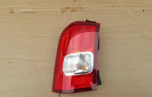 Suzuki Ignis Rear/tail lights 22059347