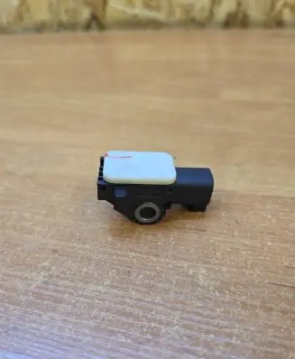 Volvo XC70 Airbag deployment crash/impact sensor 30712107