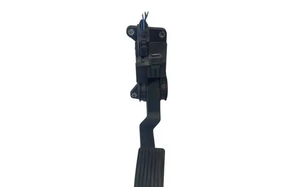 Mercedes-Benz Sprinter W901 W902 W903 W904 Accelerator throttle pedal A9013000404