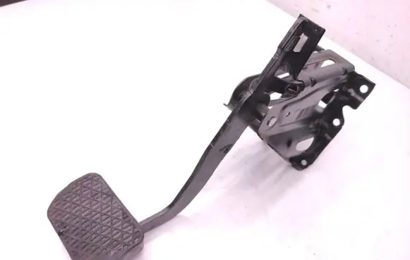 Mercedes-Benz Sprinter W906 Brake pedal A9062901201