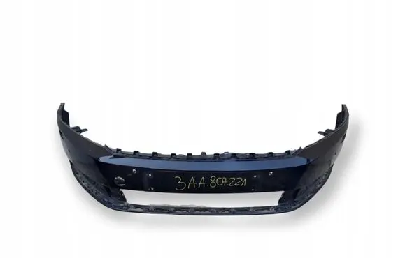 Volkswagen PASSAT B7 Front bumper 3AA807221