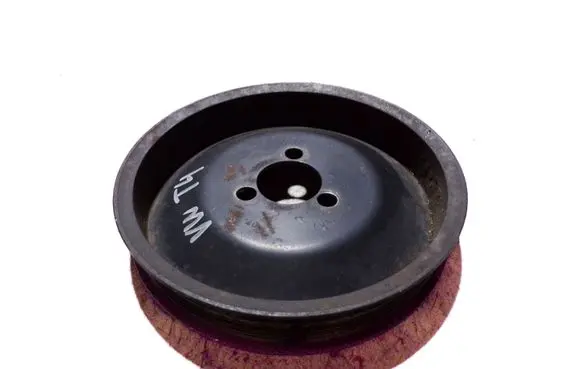 Volkswagen Transporter - Caravelle T4 Power steering pump pulley 074121031
