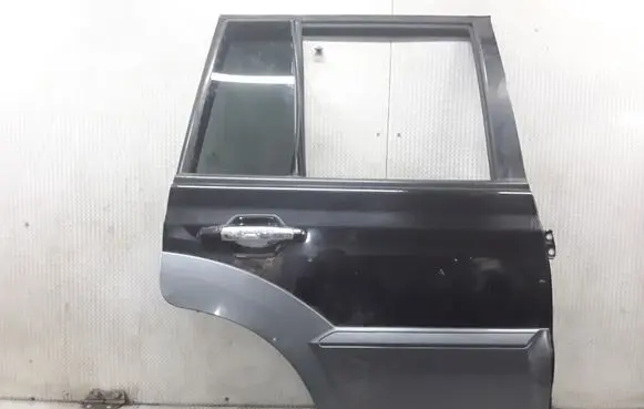 Hyundai Terracan Rear door
