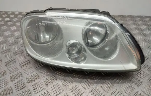 Volkswagen Caddy Headlight/headlamp