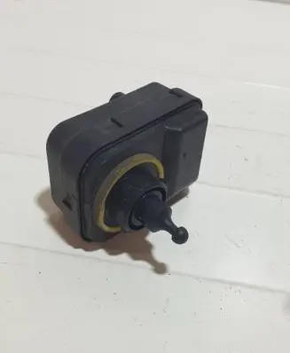 Opel Zafira A Headlight level adjustment motor MINIVAN