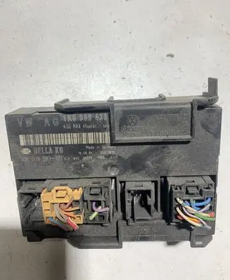 Volkswagen Jetta V Comfort/convenience module 1K0959433 5DK00858317