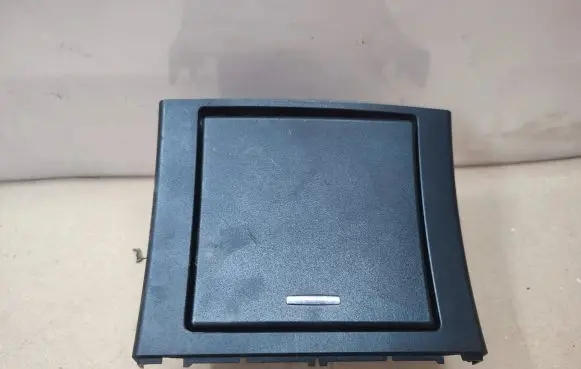 Mercedes-Benz E W212 Ashtray (rear) A2126803850