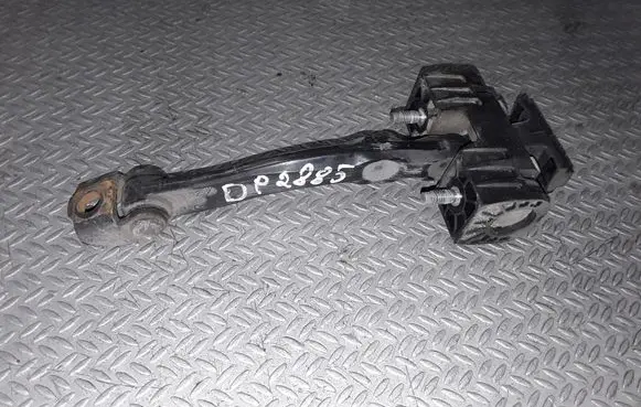 Opel Astra H Front door check strap stopper