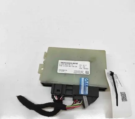 Mercedes-Benz E W213 Adblue control unit A0009016506 A2C16819800