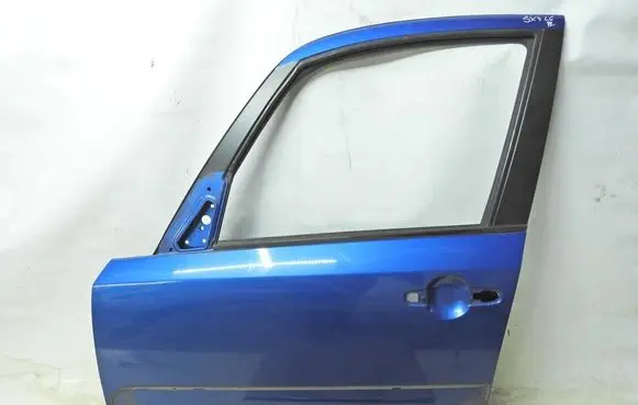 Suzuki SX4 Front door