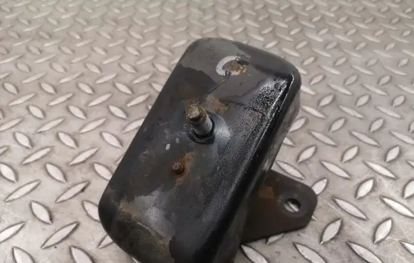Hyundai H-1, Starex, Satellite Engine mount bracket 218124H350