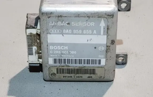 Audi A6 S6 C4 4A Airbag control unit/module 8A0959655A
