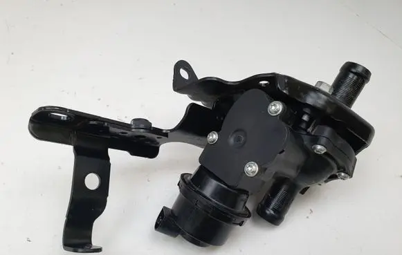 Nissan Qashqai Water pump 320936277R