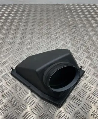 BMW M5 F90 Air filter box cover 72364023