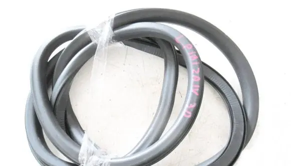 Seat Ibiza IV (6J,6P) Front door rubber seal 