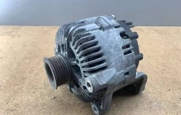 BMW 7 E65 E66 Generator/alternator 7799204 12317799204 12317797521