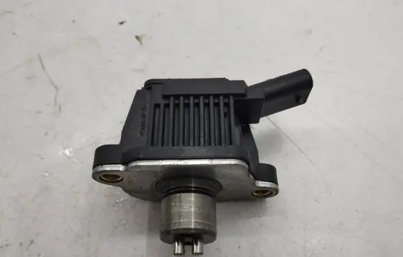 Seat Ateca Camshaft vanos timing valve 04E906048A