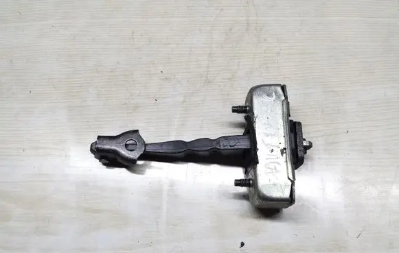 Toyota Avensis T270 Front door check strap stopper