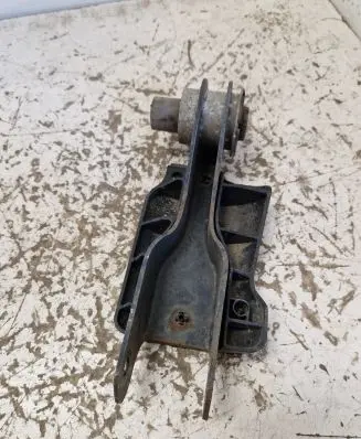 Land Rover Range Rover Velar Rear control arm J8A25K926AA