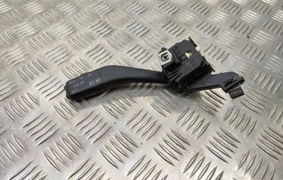 Volkswagen Golf V Indicator stalk 1K0953513A